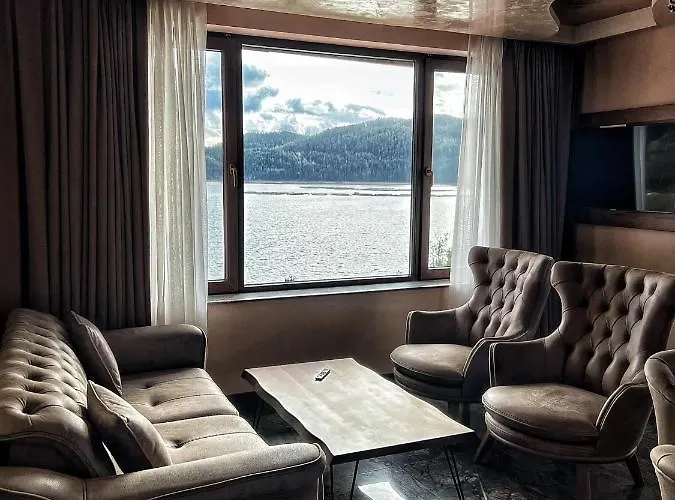 Oasis Rhodopes Къща за гости Доспат