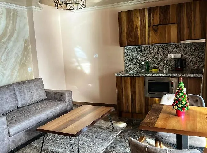 Къща за гости Oasis Rhodopes Доспат