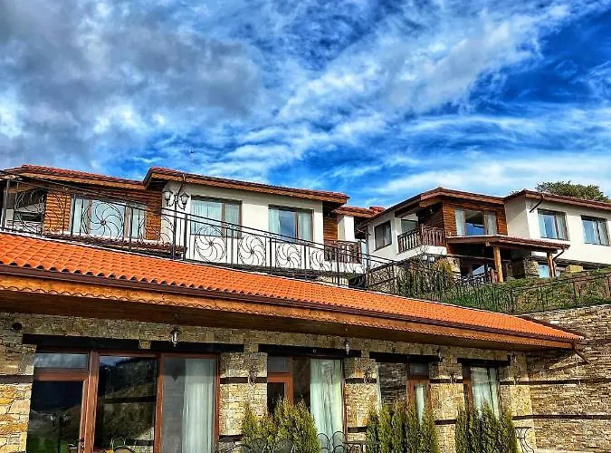 Oasis Rhodopes Къща за гости 3*