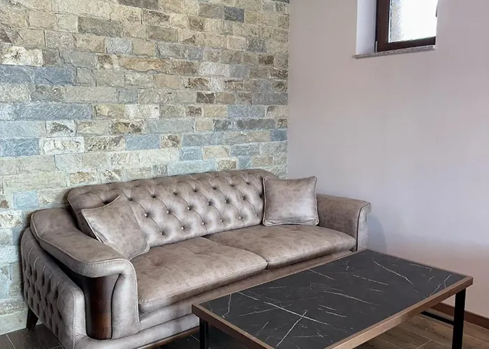 Oasis Rhodopes Къща за гости Доспат